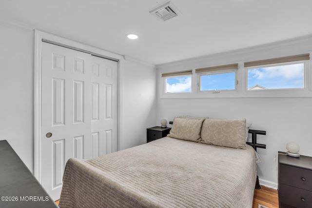 22 Parkway, Point Pleasant Beach, NJ 08742