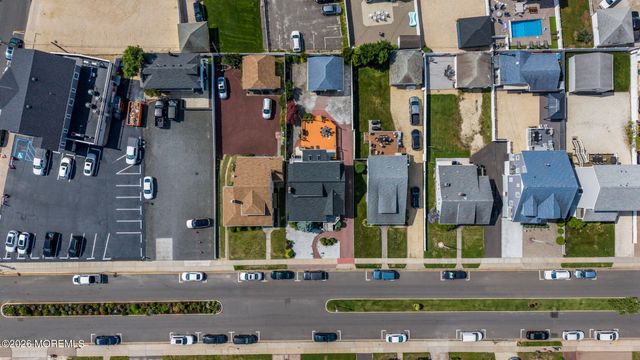 22 Parkway, Point Pleasant Beach, NJ 08742
