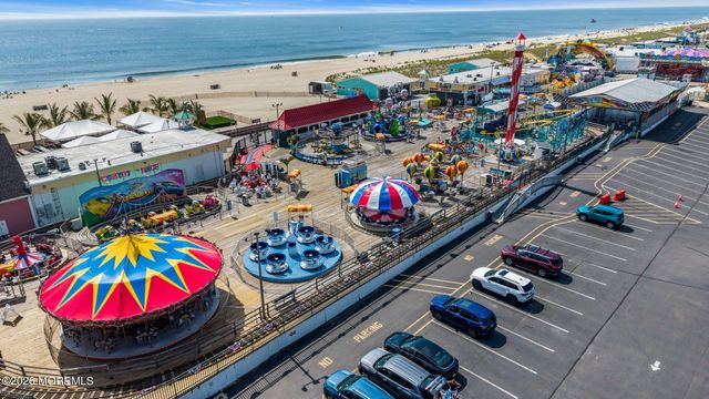 22 Parkway, Point Pleasant Beach, NJ 08742