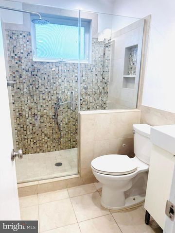 11231 ASHLEY DR, Rockville, MD 20852