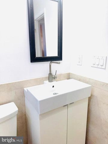 11231 ASHLEY DR, Rockville, MD 20852