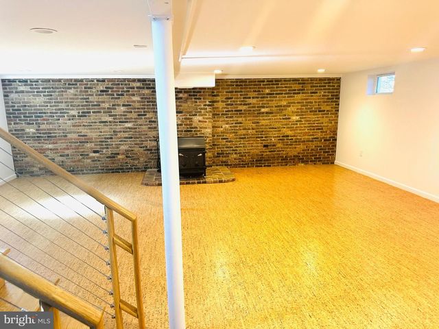 11231 ASHLEY DR, Rockville, MD 20852