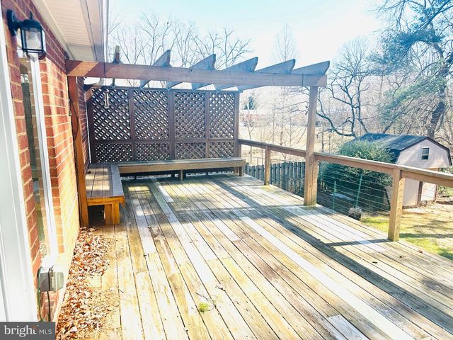 11231 ASHLEY DR, Rockville, MD 20852