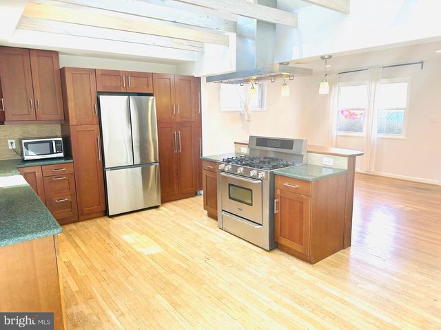 11231 ASHLEY DR, Rockville, MD 20852