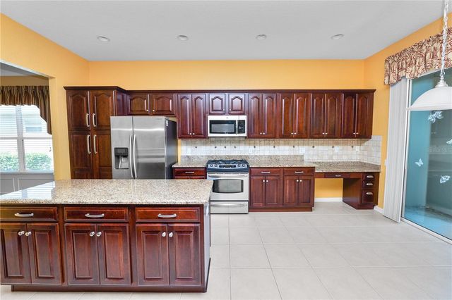 500 ARENA DRIVE, Davenport, FL 33837