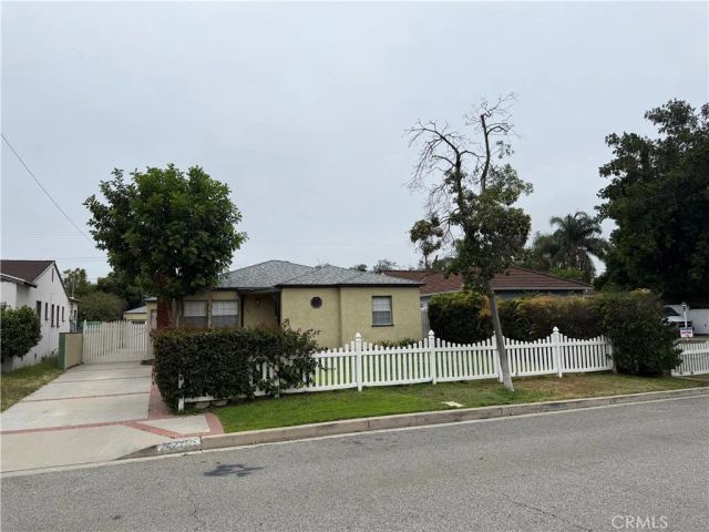 527 S Orchard, Burbank, CA 91506