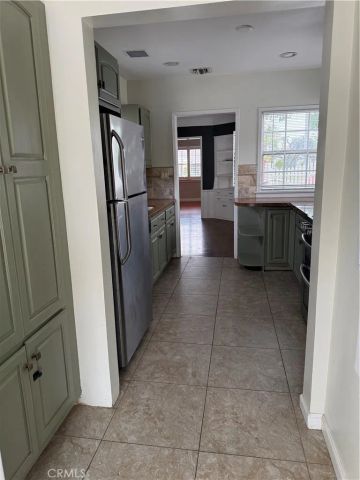 527 S Orchard, Burbank, CA 91506