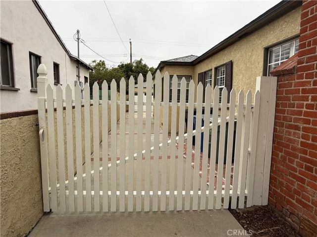 527 S Orchard, Burbank, CA 91506