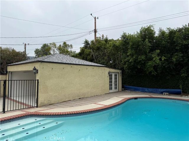 527 S Orchard, Burbank, CA 91506