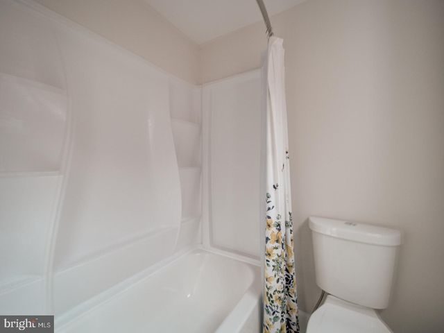 417 N COLLINGTON AVE, Baltimore, MD 21231
