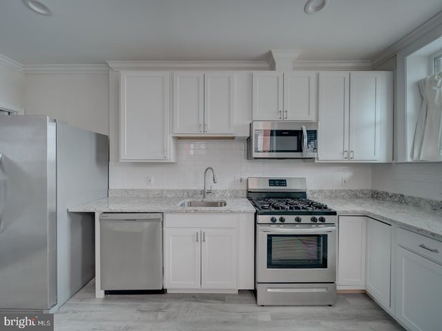 417 N COLLINGTON AVE, Baltimore, MD 21231
