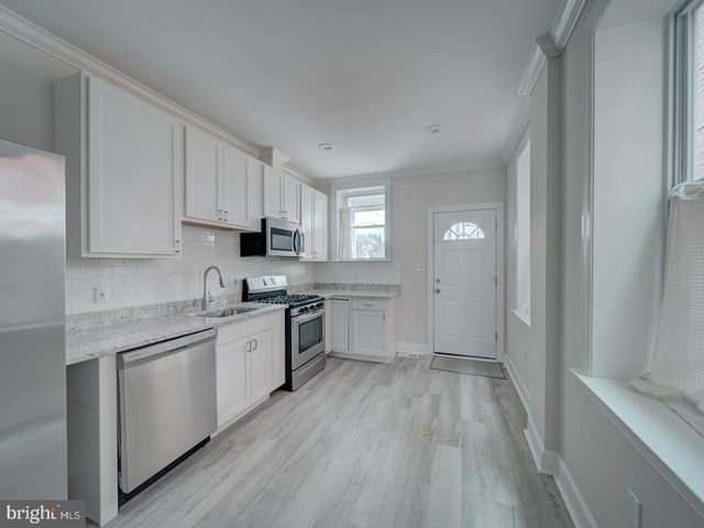 417 N COLLINGTON AVE, Baltimore, MD 21231