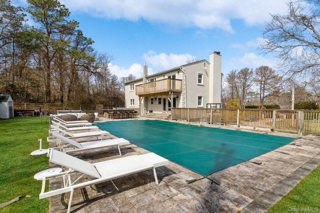 36 Charla Drive, Southampton, NY 11968
