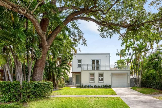 152 SW 20th Rd, Miami, FL 33129