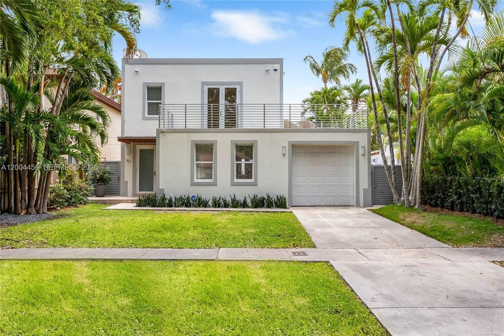 152 SW 20th Rd, Miami, FL 33129