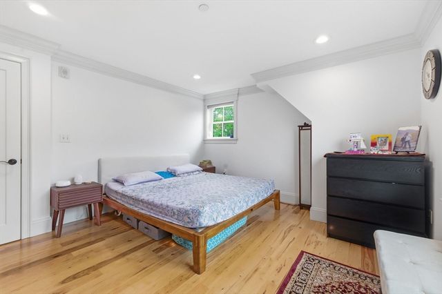 44 Evergreen St 3, Boston, MA 02130