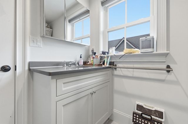 44 Evergreen St 3, Boston, MA 02130