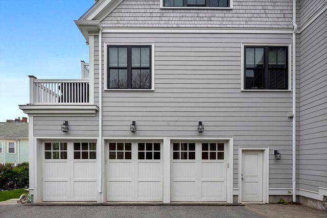 44 Evergreen St 3, Boston, MA 02130