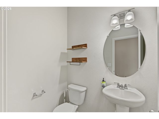 17355 Nw SHACKELFORD Rd, Portland, OR 97229
