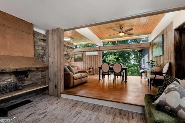 2705 Jamerson Road, Marietta, GA 30066