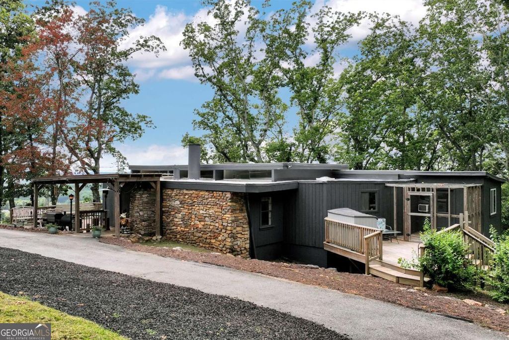 2705 Jamerson Road, Marietta, GA 30066