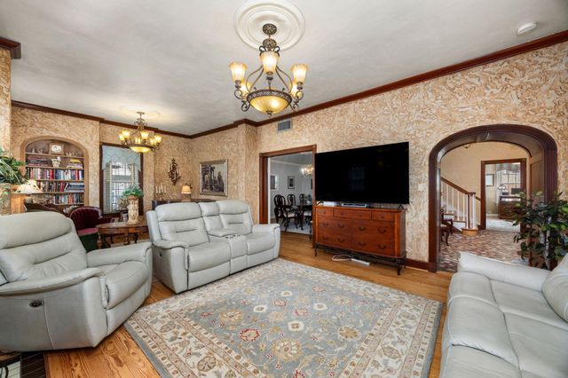 801 W Main Street, Brenham, TX 77833