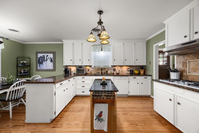 801 W Main Street, Brenham, TX 77833