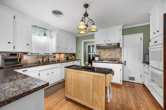 801 W Main Street, Brenham, TX 77833