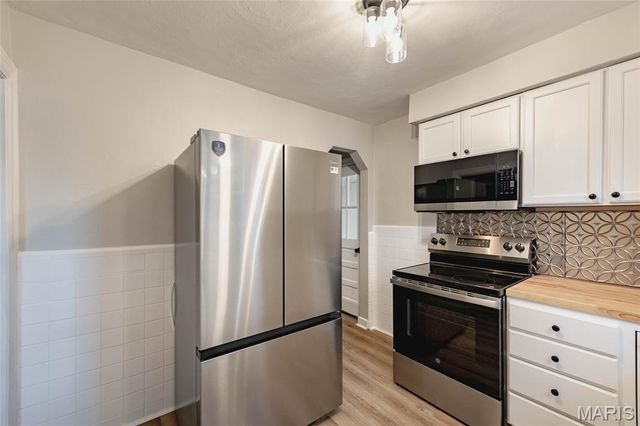 3709 Eminence Boulevard, St John, MO 63114