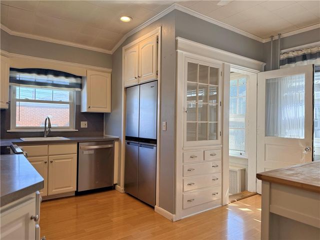 1921 Green Street, Allentown City, PA 18104
