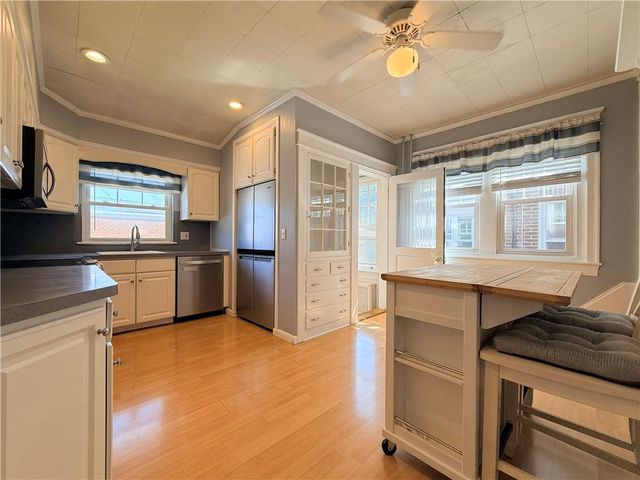 1921 Green Street, Allentown City, PA 18104