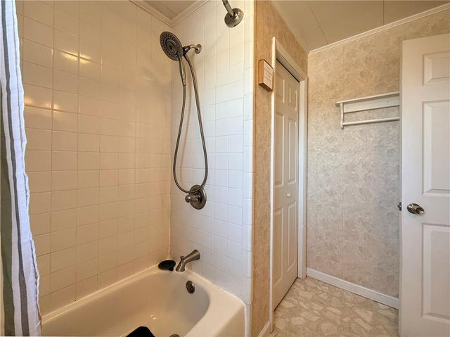 1921 Green Street, Allentown City, PA 18104