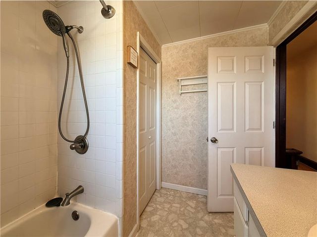 1921 Green Street, Allentown City, PA 18104