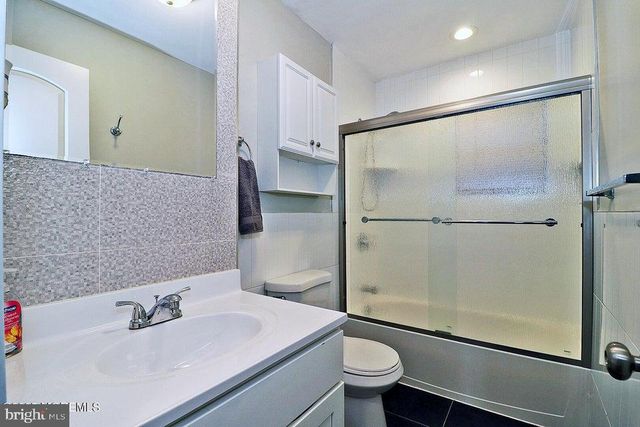 1012 CHELSEA ST, Forked River, NJ 08731