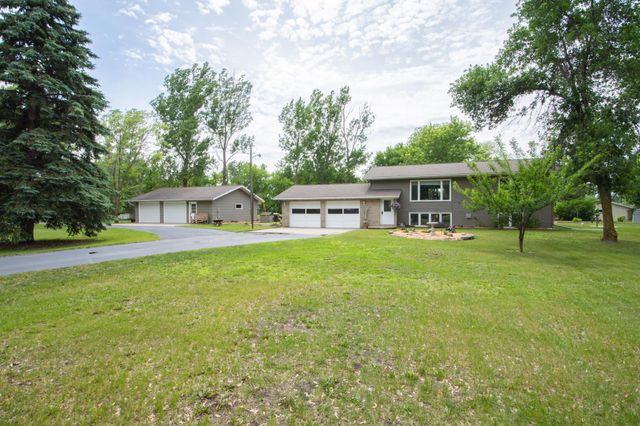 725 192nd Street S, Hawley, MN 56549