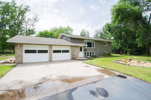 725 192nd Street S, Hawley, MN 56549