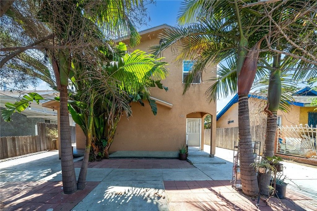 1214 E -1216 E 66th, Los Angeles, CA 90001