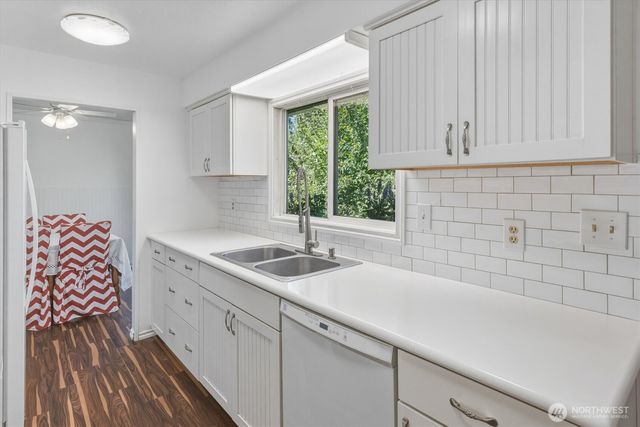 155 N Maple Street, Kelso, WA 98626