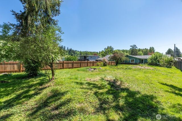 155 N Maple Street, Kelso, WA 98626