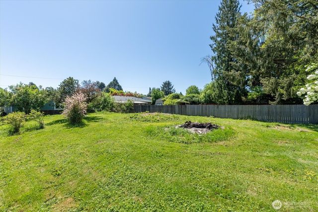 155 N Maple Street, Kelso, WA 98626