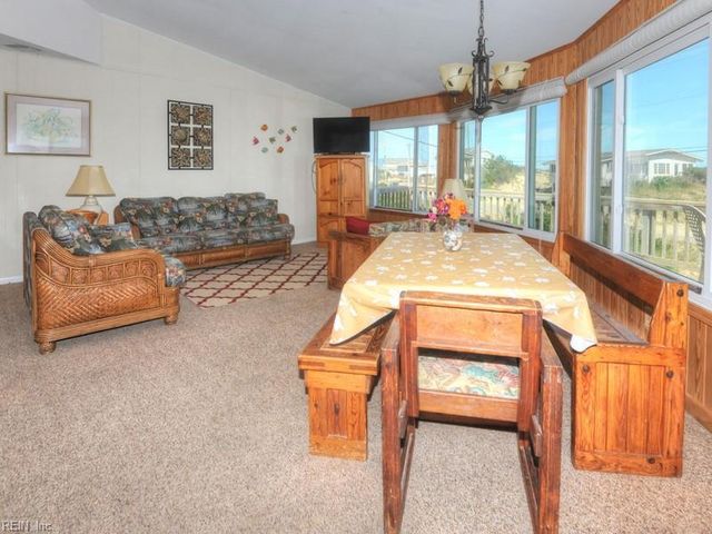 2933 Sandfiddler Rd RD, Virginia Beach, VA 23456