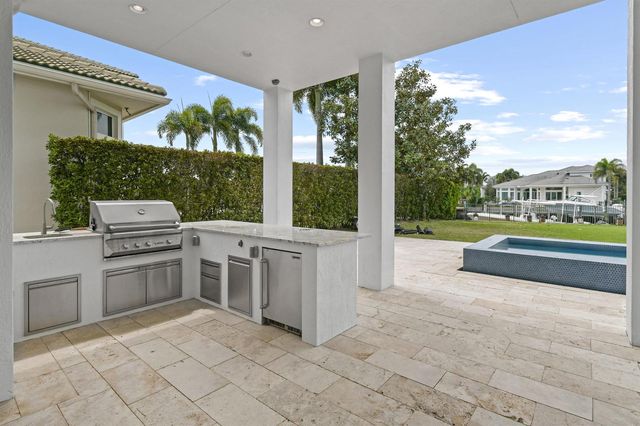 13965 Willow Cay Drive, Juno Beach, FL 33408