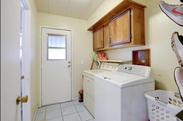 401 Chateau La Salle, San Jose, CA 95111