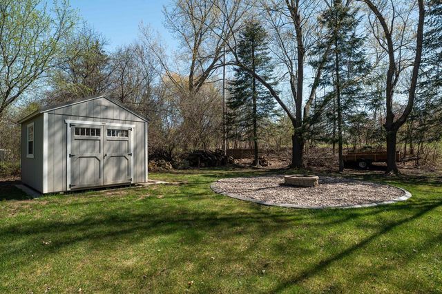 7119 Freistadt ROAD, Mequon, WI 53092