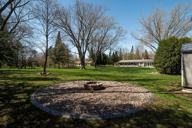 7119 Freistadt ROAD, Mequon, WI 53092