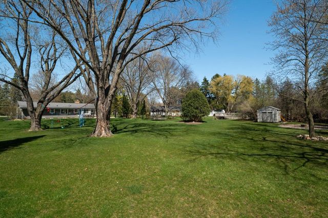 7119 Freistadt ROAD, Mequon, WI 53092
