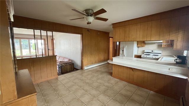 33 Gillen Avenue, North Providence, RI 02904