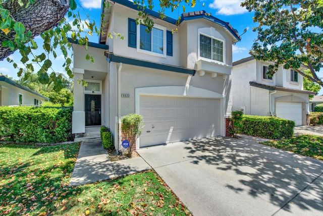 5523 Tamarindo Ln, Elk Grove, CA 95758