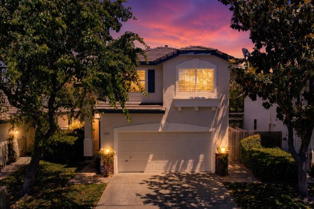 5523 Tamarindo Ln, Elk Grove, CA 95758