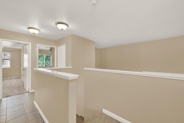 5523 Tamarindo Ln, Elk Grove, CA 95758